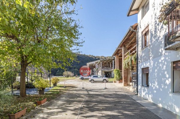 casa indipendente in vendita a Costabissara