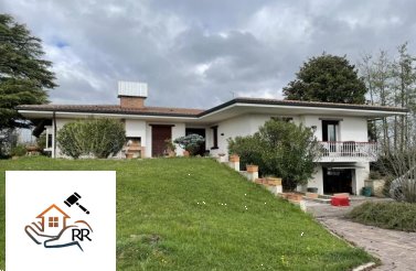 casa indipendente in vendita a Costabissara