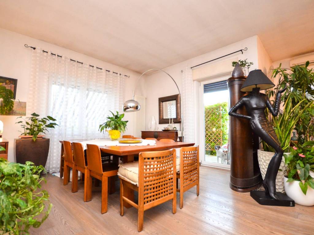 casa indipendente in vendita a Costabissara