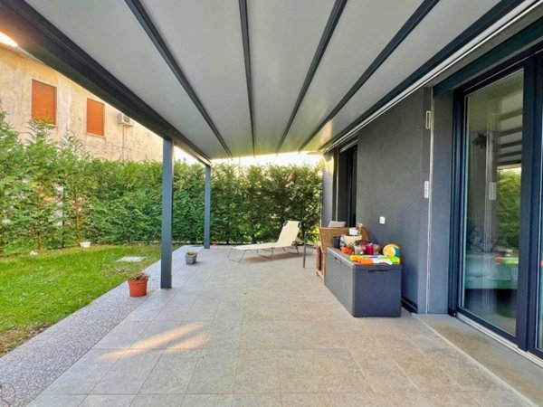 casa indipendente in vendita a Costabissara