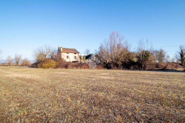 casa indipendente in vendita a Costabissara