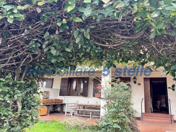 casa indipendente in vendita a Costabissara