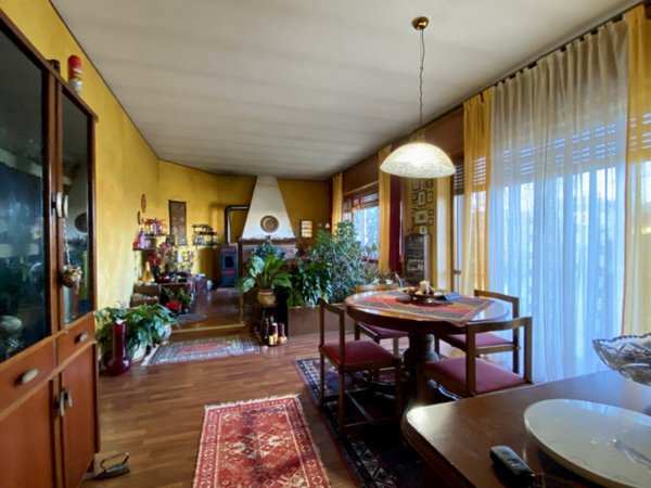 casa indipendente in vendita a Costabissara