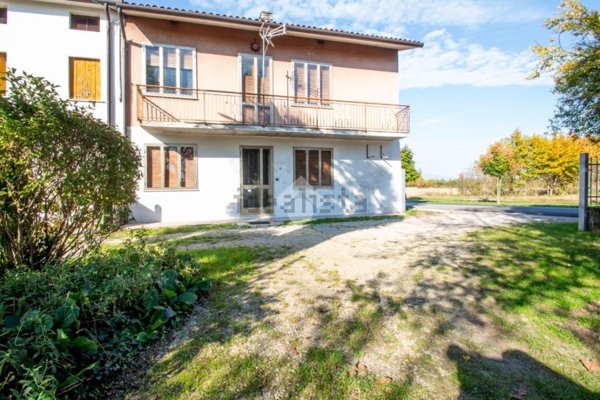 casa indipendente in vendita a Costabissara in zona Motta