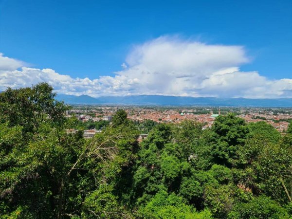 terreno edificabile in vendita a Costabissara