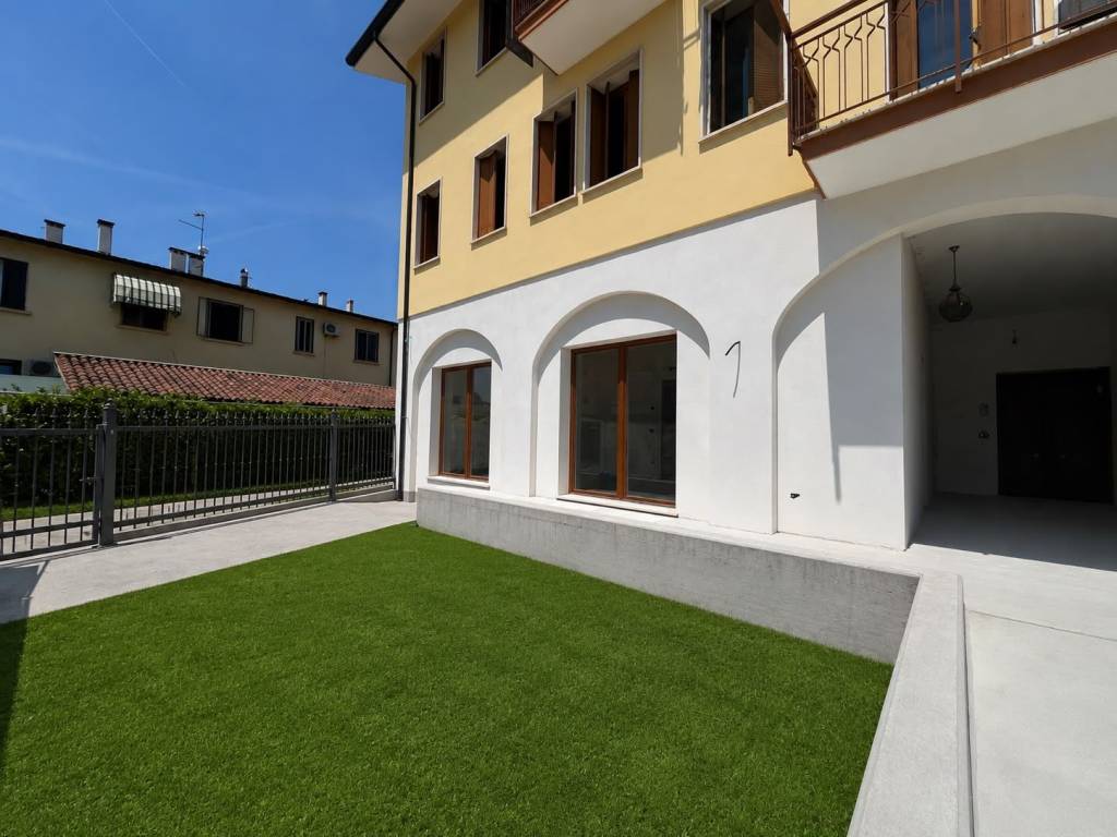 appartamento in vendita a Costabissara