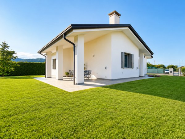 casa indipendente in vendita a Costabissara