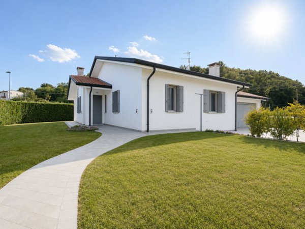 casa indipendente in vendita a Costabissara