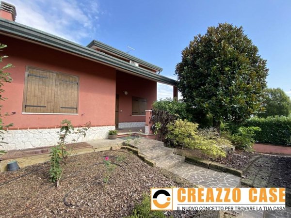 casa indipendente in vendita a Creazzo
