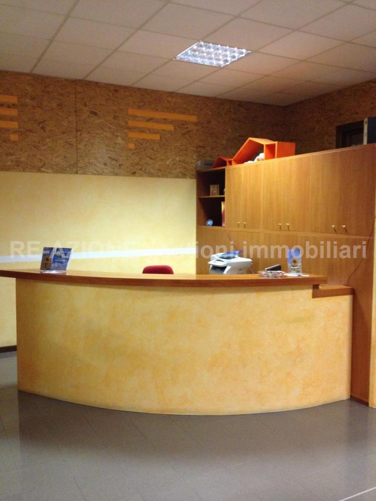 ufficio in vendita a Creazzo in zona Olmo