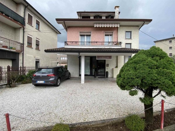 negozio in vendita a Creazzo