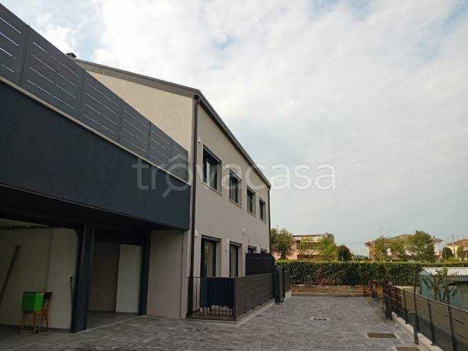 appartamento in vendita a Creazzo in zona Olmo