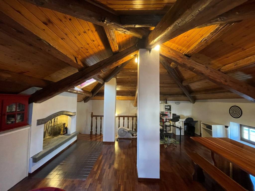 casa indipendente in vendita a Creazzo
