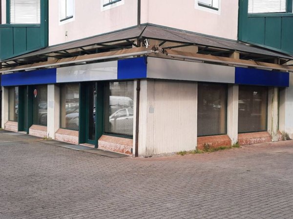 negozio in vendita a Creazzo