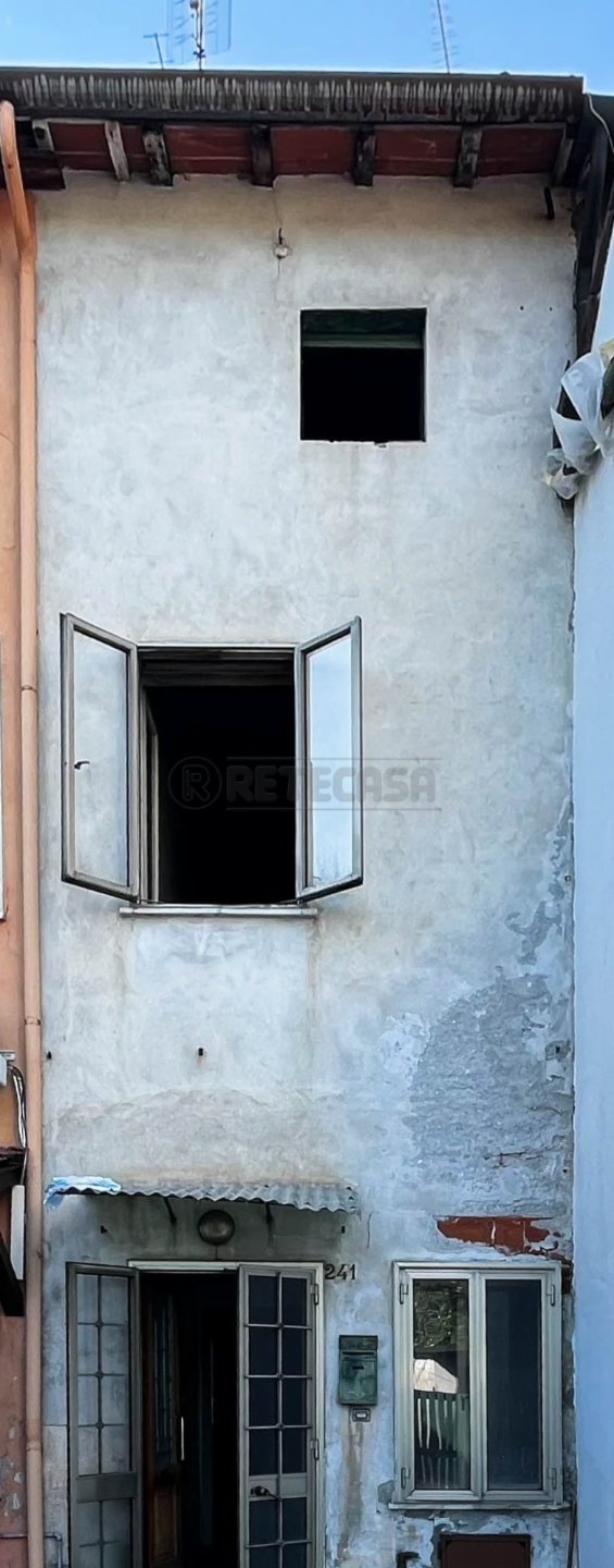 casa indipendente in vendita a Creazzo