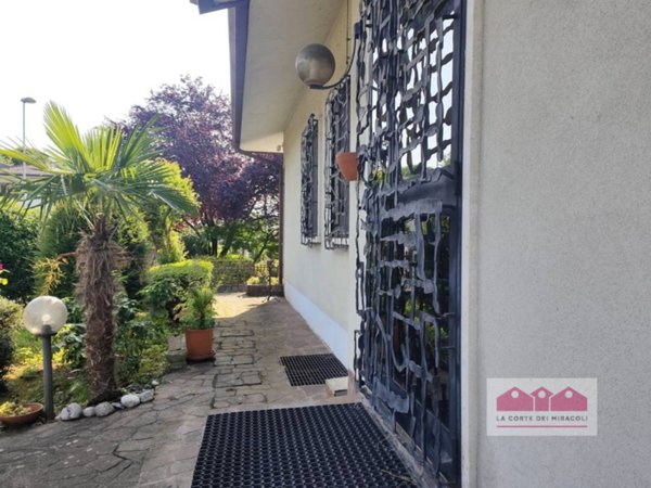 casa indipendente in vendita a Creazzo