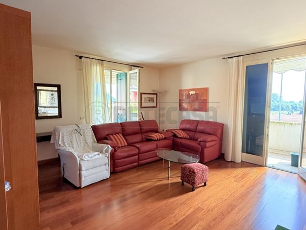 casa indipendente in vendita a Creazzo