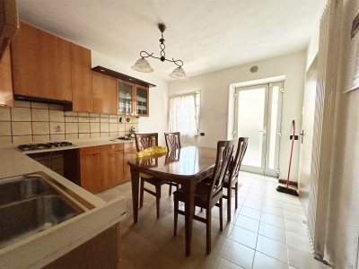 casa indipendente in vendita a Creazzo
