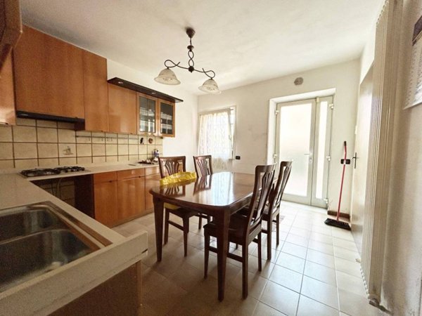 casa indipendente in vendita a Creazzo
