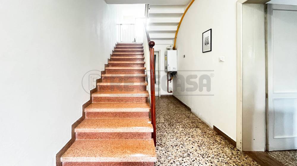 casa indipendente in vendita a Creazzo in zona Olmo