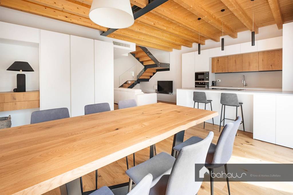 casa indipendente in vendita a Creazzo