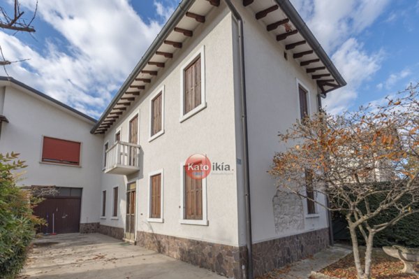 casa indipendente in vendita a Creazzo