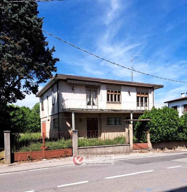 casa indipendente in vendita a Creazzo in zona Olmo
