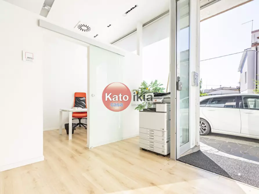 ufficio in vendita a Creazzo