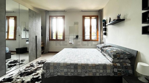 casa semindipendente in vendita a Creazzo in zona Olmo