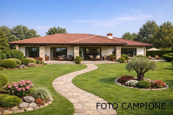 casa indipendente in vendita a Creazzo