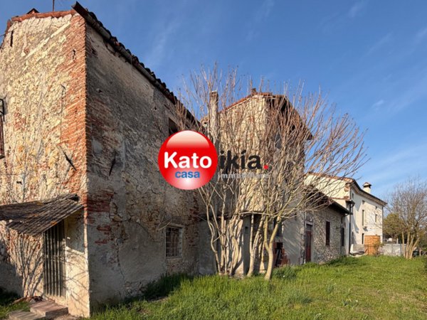 casa indipendente in vendita a Creazzo