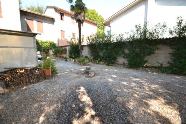 casa indipendente in vendita a Creazzo