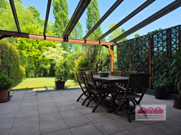 casa indipendente in vendita a Creazzo