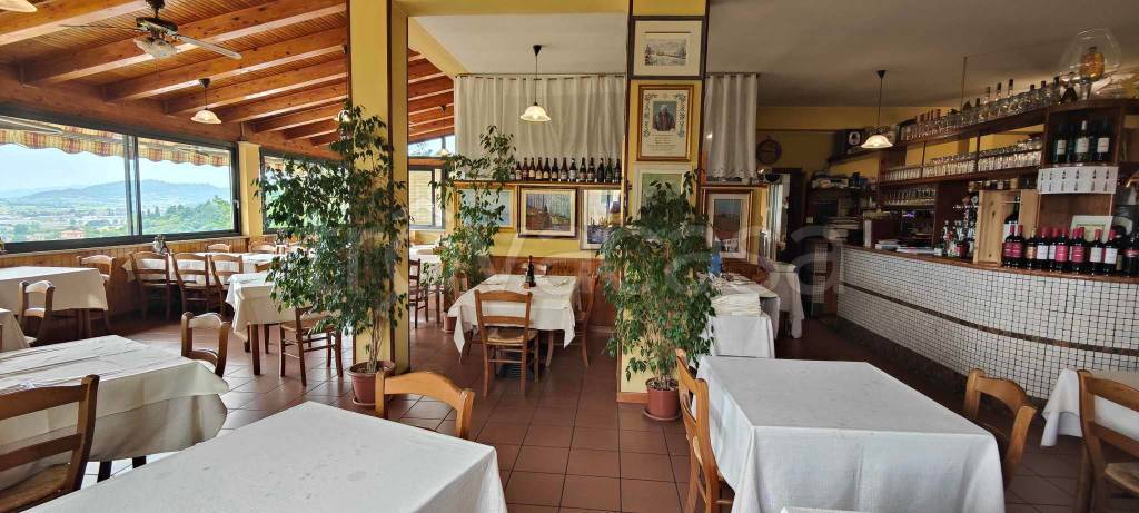 negozio in vendita a Creazzo