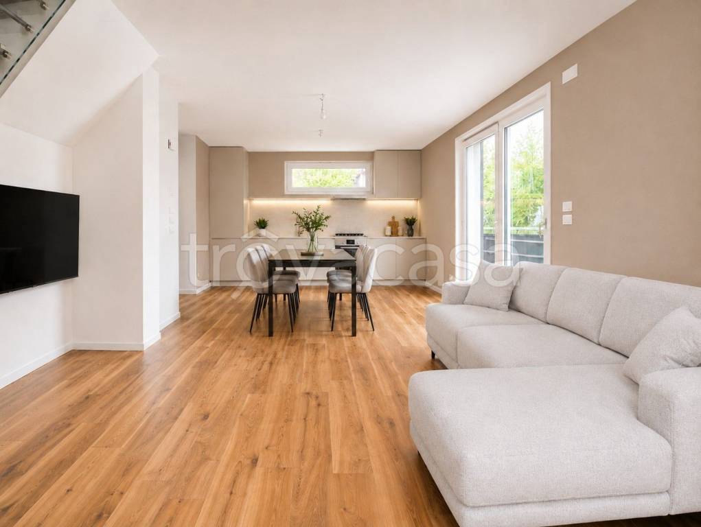 casa indipendente in vendita a Creazzo