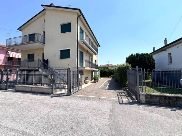 casa indipendente in vendita a Creazzo