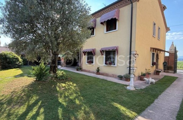 casa indipendente in vendita a Creazzo
