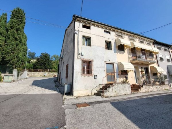 casa indipendente in vendita a Creazzo in zona Olmo