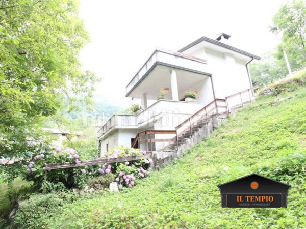 casa indipendente in vendita a Crespadoro in zona Marana
