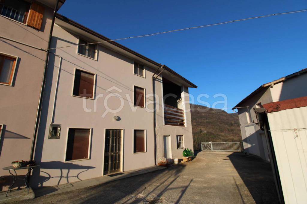 casa indipendente in vendita a Crespadoro