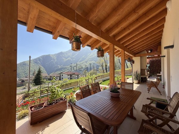 casa indipendente in vendita a Crespadoro in zona Campodalbero