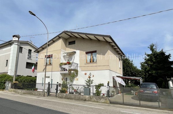 casa indipendente in vendita a Dueville in zona Povolaro
