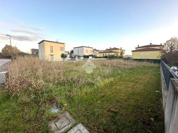 terreno edificabile in vendita a Dueville
