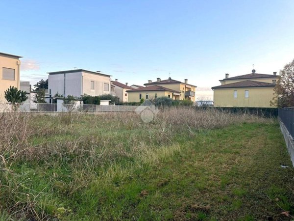 terreno edificabile in vendita a Dueville