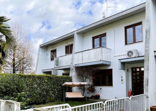 casa indipendente in vendita a Dueville in zona Passo di Riva