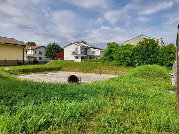 terreno edificabile in vendita a Dueville