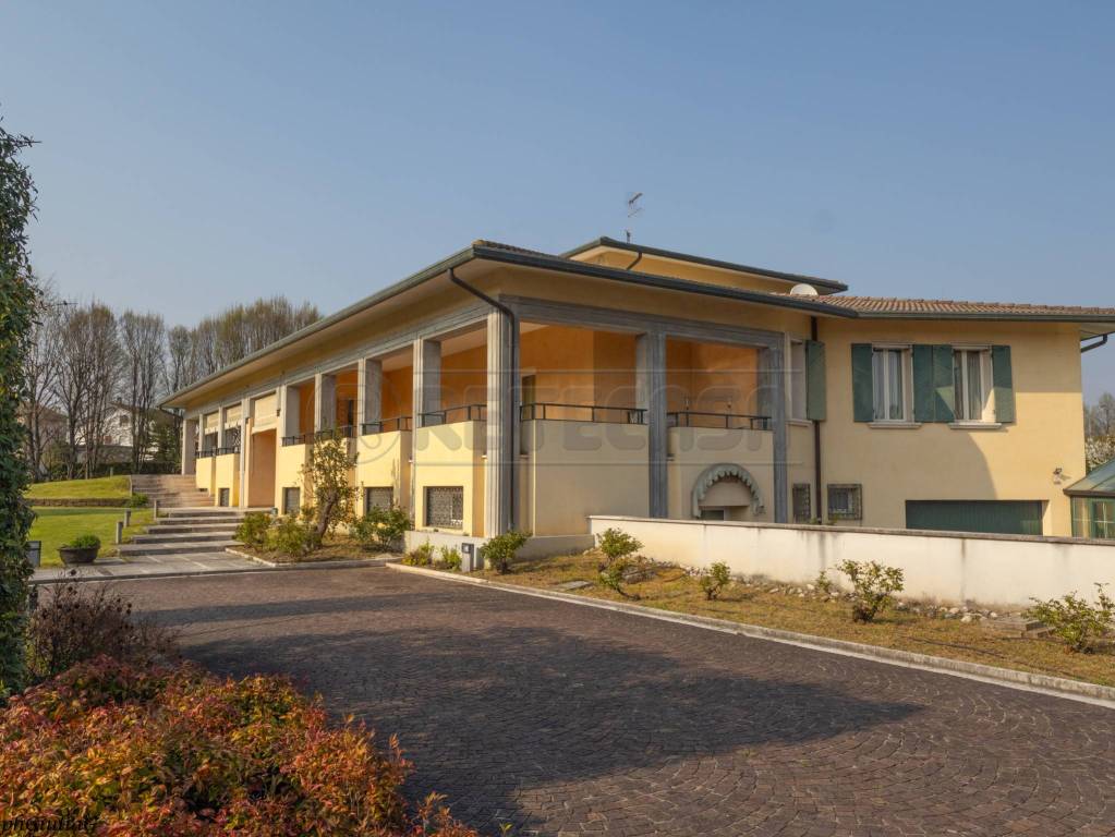 casa indipendente in vendita a Dueville