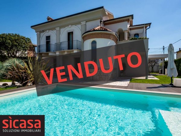 casa indipendente in vendita a Dueville in zona Povolaro