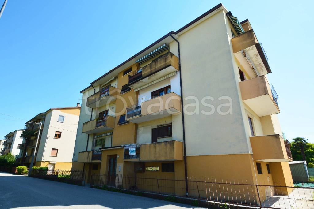appartamento in vendita a Dueville