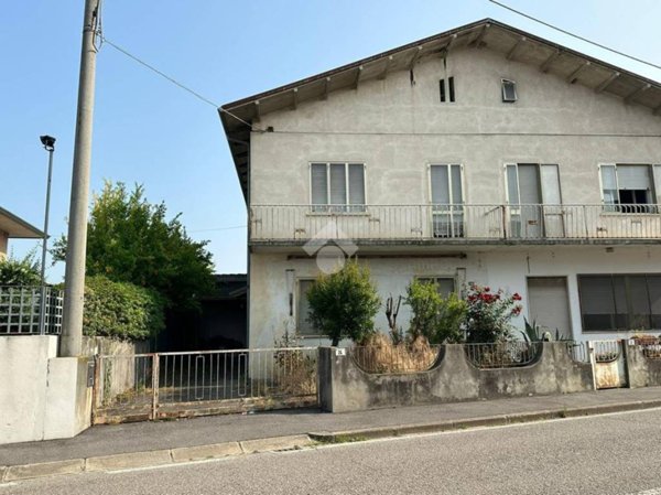 casa indipendente in vendita a Dueville